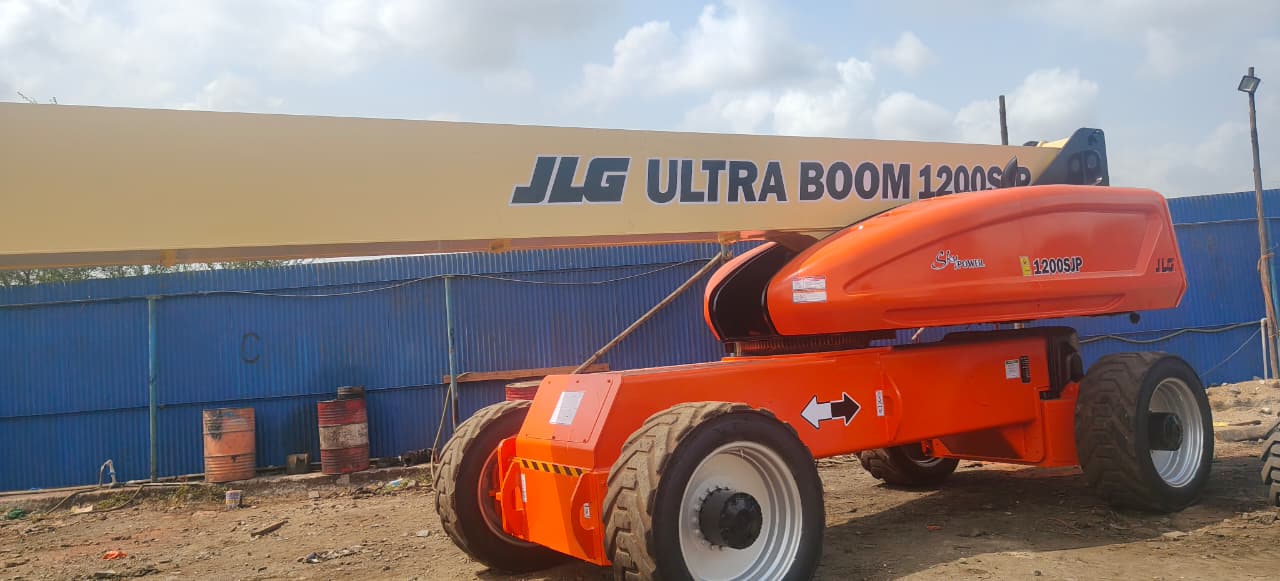 Telescopic Boom Lift - View 2